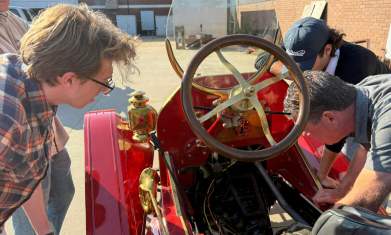 students-learn-skills-of-restoring-vintage-cars-in-one-of-a-kind-program-at-kansas-college