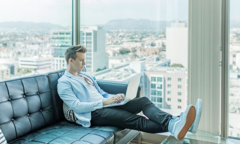 100+-side-hustle-ideas-to-make-money-on-the-side-in-2025
