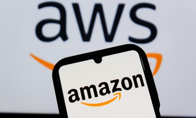 amazon’s-aws-outage-knocked-services-like-alexa,-snapchat,-fortnite,-venmo-and-more-offline