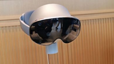 samsung-galaxy-xr-hands-on:-a-smarter,-more-open-take-on-apple’s-vision-pro-for-half-the-price